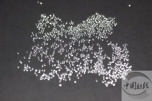 新化金属表面处理厂喷砂玻璃微珠清理